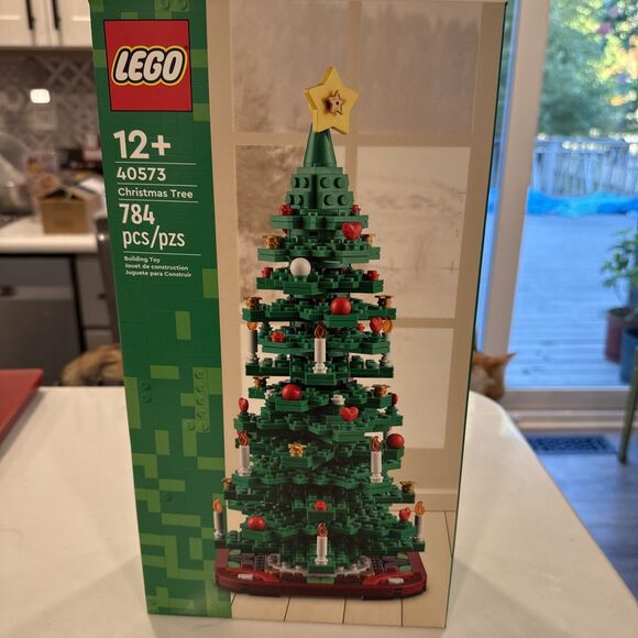 LEGO Other - LEGO Seasonal Christmas Tree 2 In 1 Set 40573 BRAND NEW SEALED 784pcs